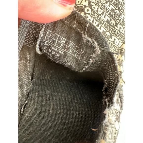 Disney Star Wars Print Slip-On Sneakers Gap-Kids 4 - Picture 3 of 9